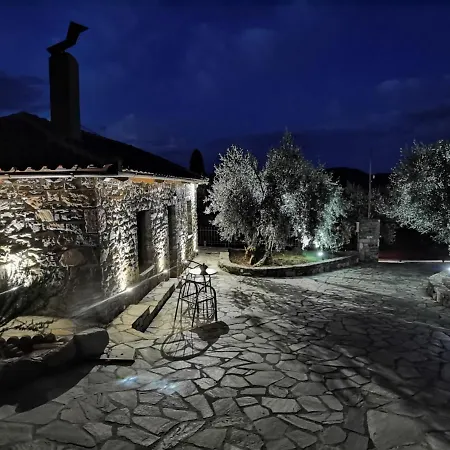 Elaion Thea2-nies Semesterbostad Sourpi